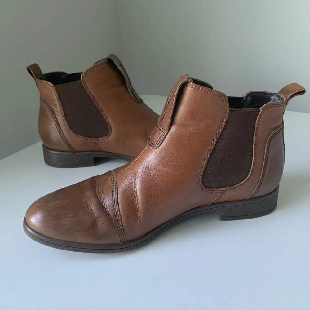 Earth Dorset Ankle Boots Bark